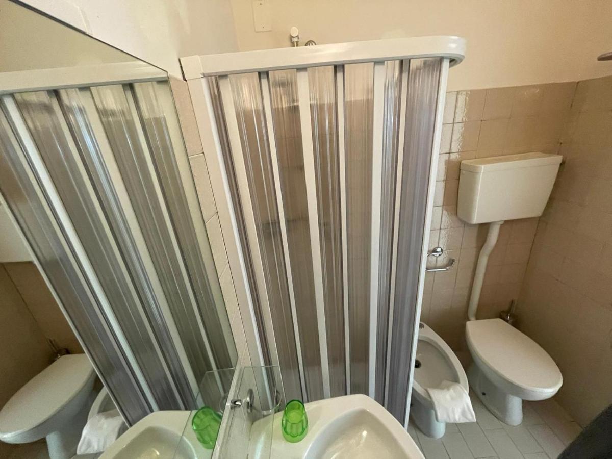 Hotel Metropol Пезаро Экстерьер фото